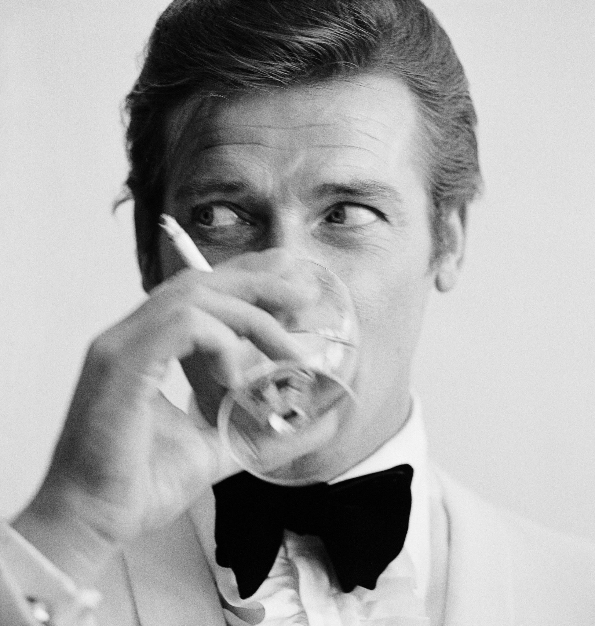 Roger Moore Dies 5/23/2017