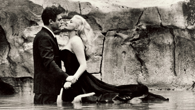 LA DOLCE VITA Premieres in Rome 2/3/1960
