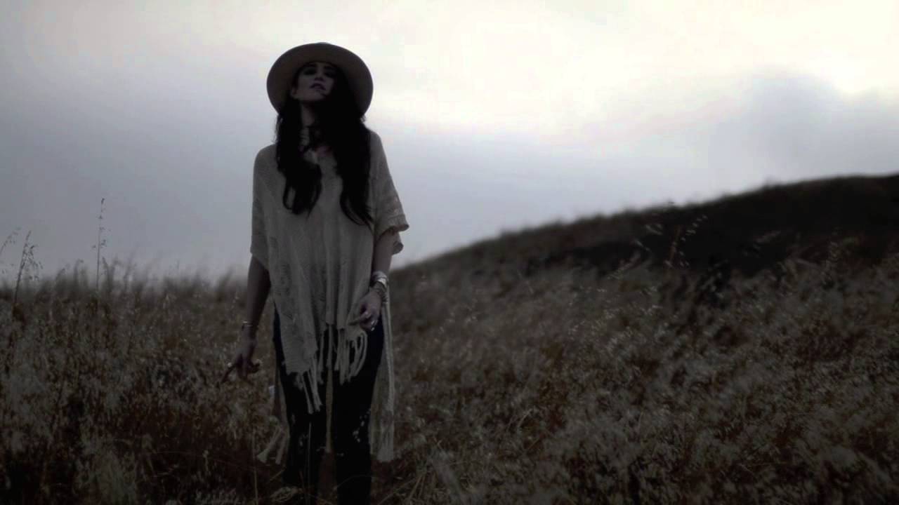 Grace Askew: Empty Rooms