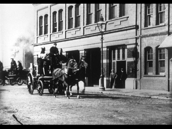 Belfast, alerte de pompiers: film Lumière n° 723