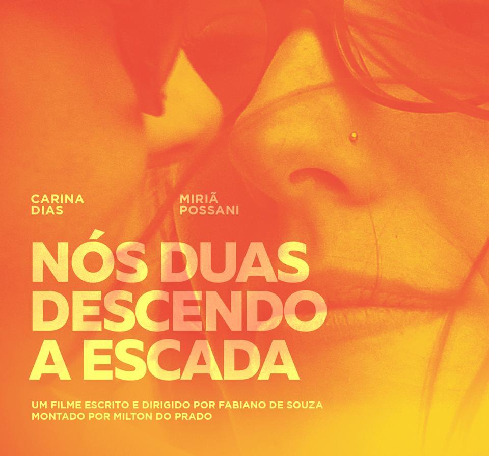Nós Duas Descendo a Escada