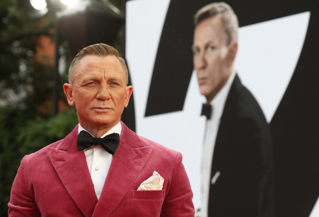 Need 4th Oscar Host for Overtime