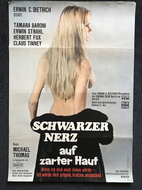 Schwarzer Nerz auf zarter Haut