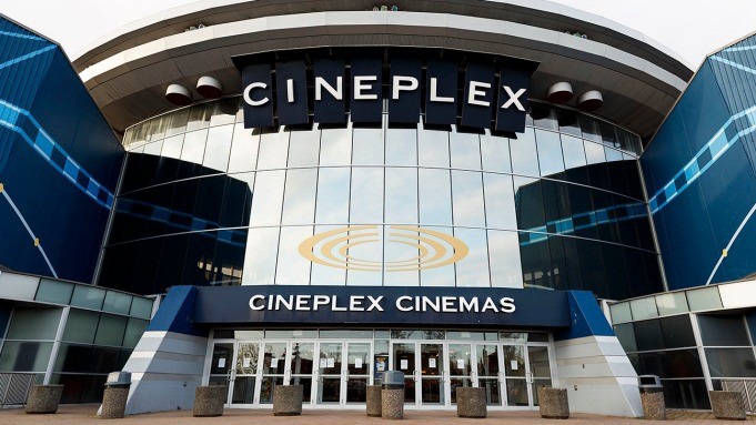 Canadian Movie Theaters Set to Reopen Amid Omicron Outbreak